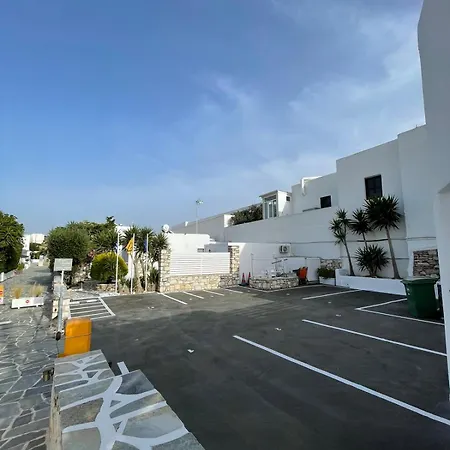 استوديوهات زوميس 2*
