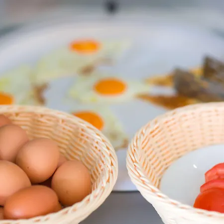 Zoumis شقة فندقية 4*