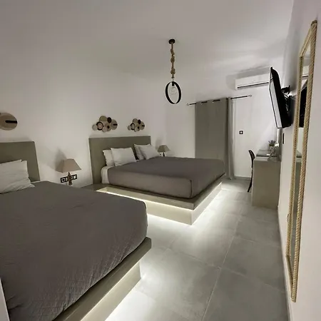 Zoumis Aparthotel