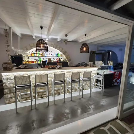 Zoumis Aparthotel