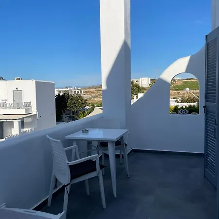 Zoumis Aparthotel 2*