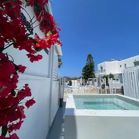 Apartahotel Zoumis Naousa (Paros)