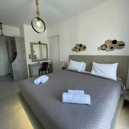 Aparthotel Zoumis Naousa (Paros)