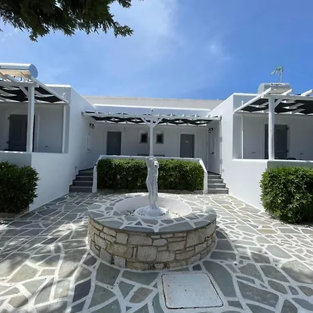 Zoumis Aparthotel 2*