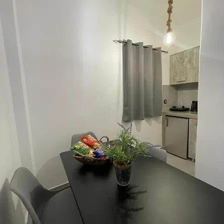Aparthotel Zoumis