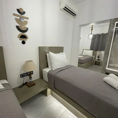Zoumis Apartahotel 2*