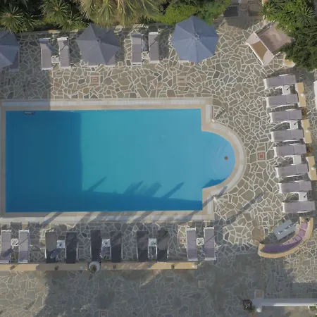 Zoumis 4* Naousa (Paros)