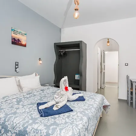 Zoumis Aparthotel 4*