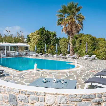 Zoumis Aparthotel Naousa (Paros)