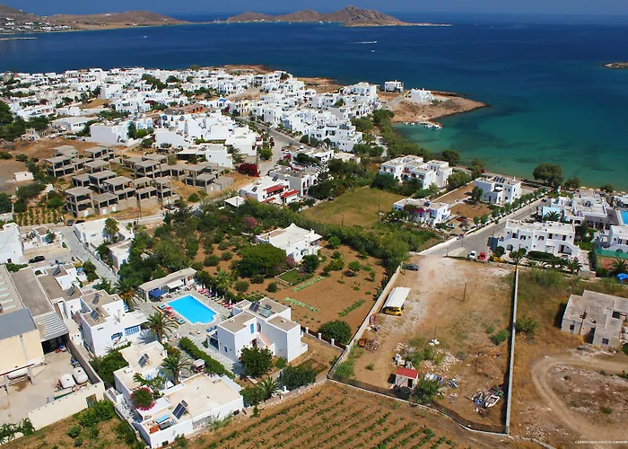 Zoumis Naousa (Paros)