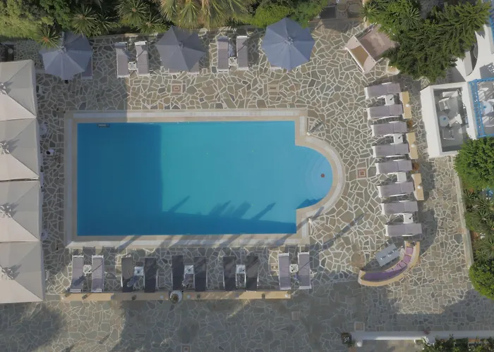 Zoumis 4* Naousa (Paros)