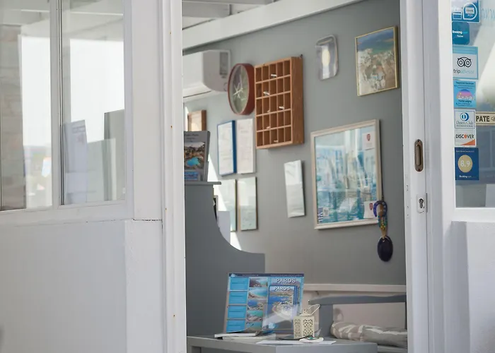 Zoumis Apartahotel Naousa (Paros)