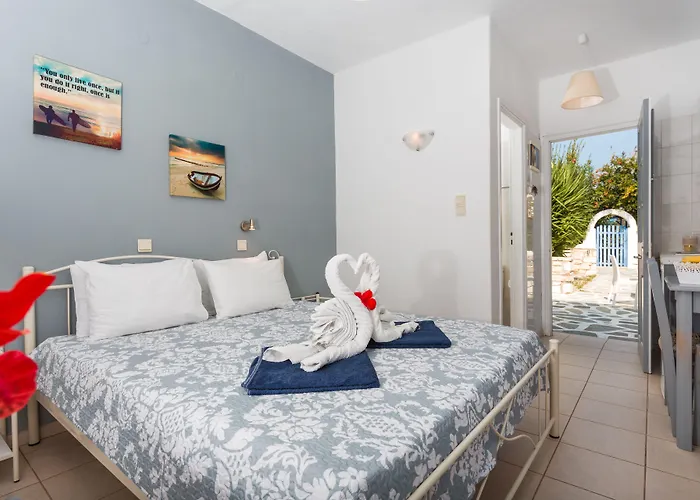 Zoumis Apartahotel Naousa (Paros)